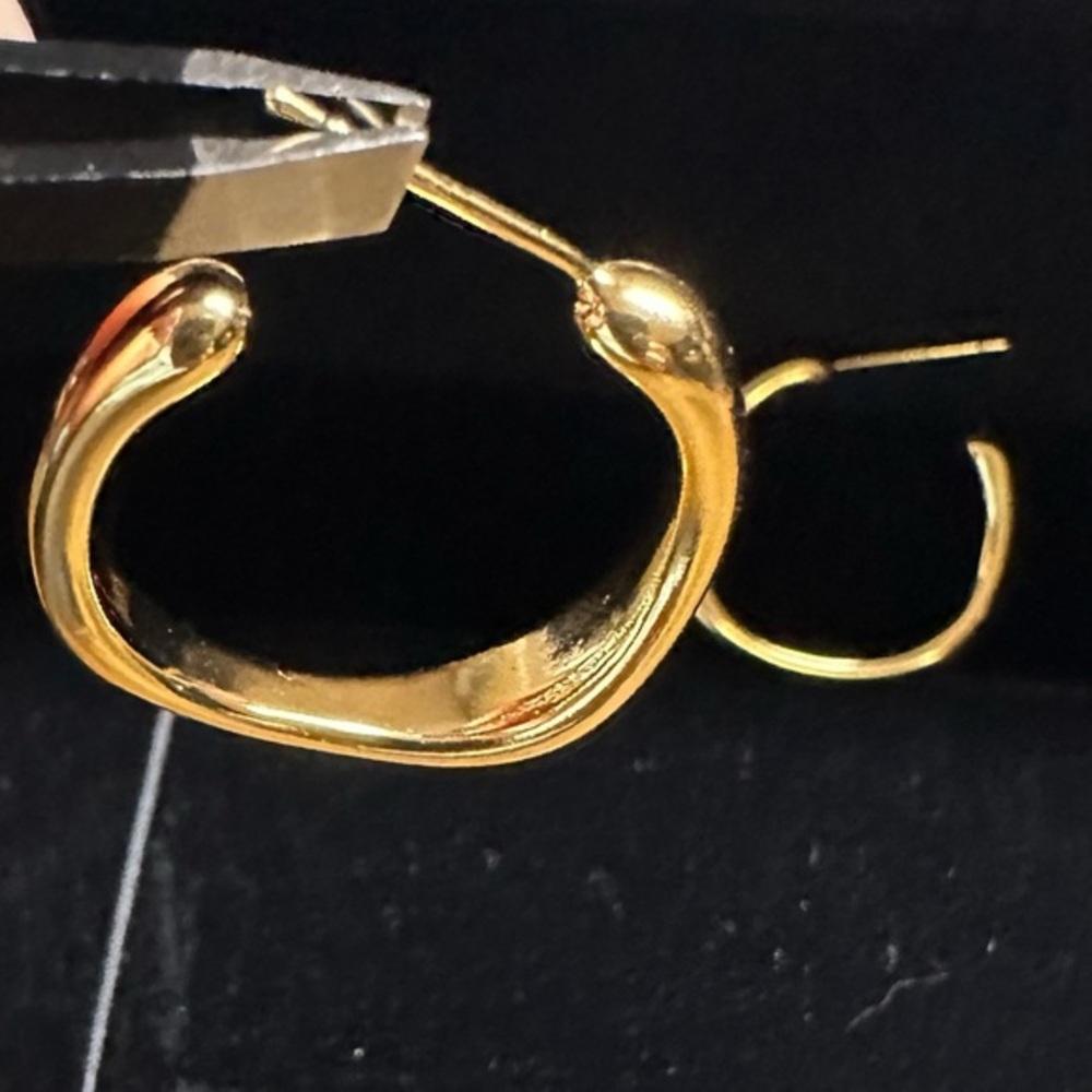 14k Gold geometric classy unique hoops 24mm